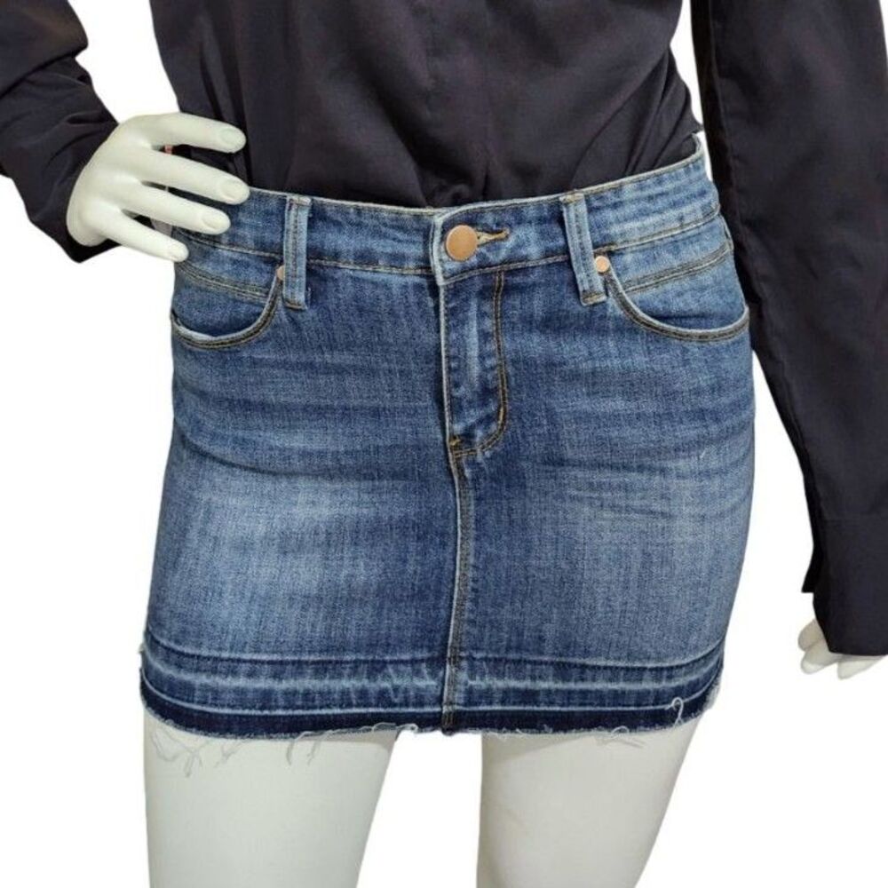 5 FOR $25 EVENT! Forever 21 Blue Denim Raw Hem Mini Skirt Distressed Y2K Style